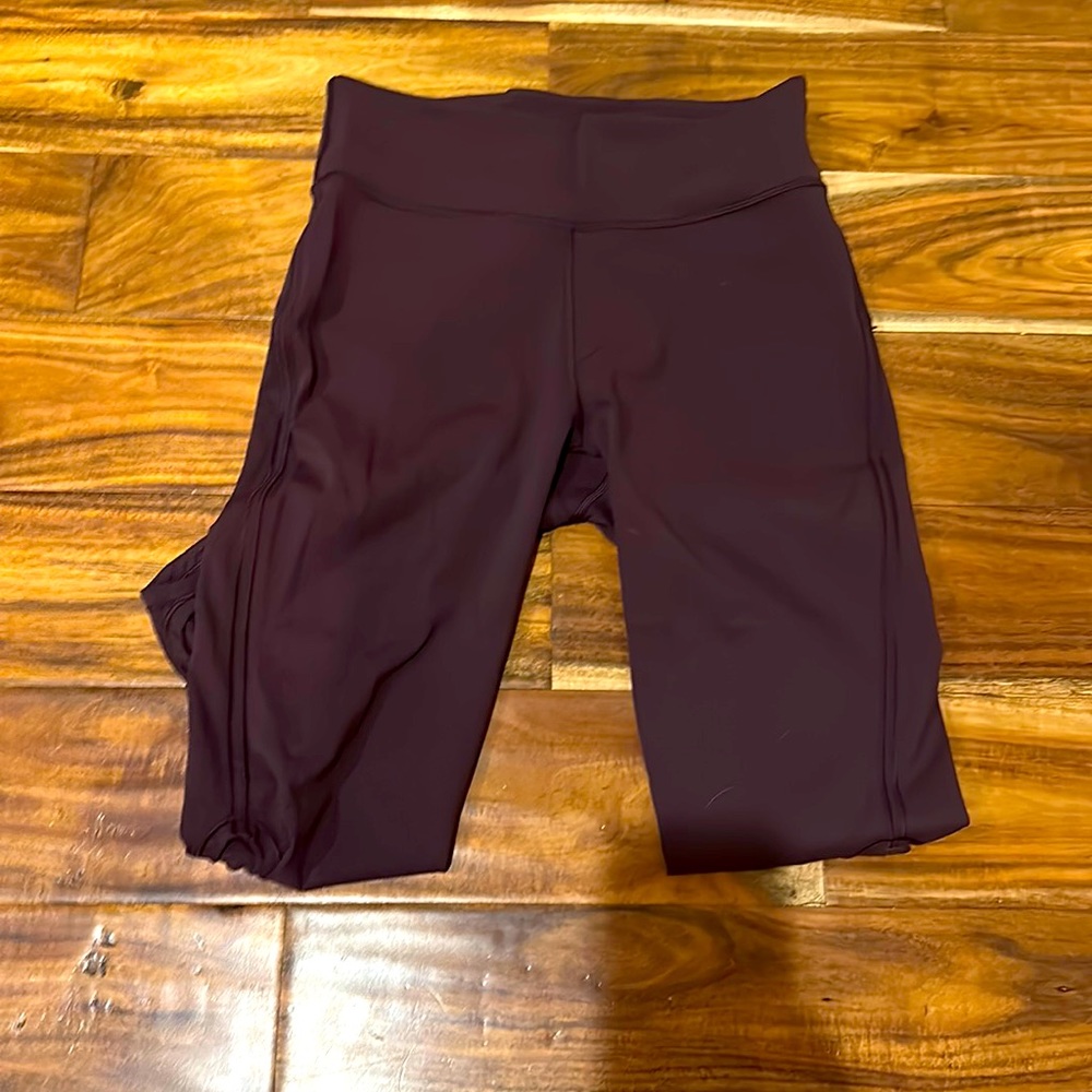 Lululemon - Size 8 - special edition tights
